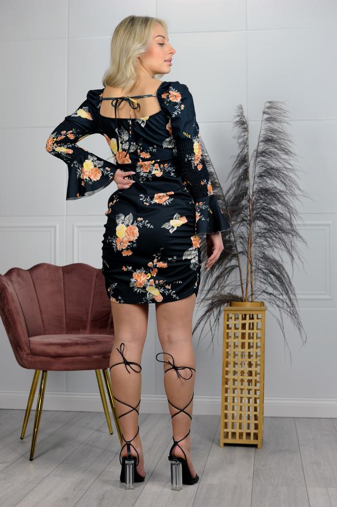 MERRIBEL SUKIENKA LINDELA