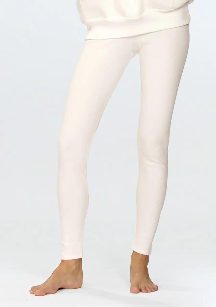 DKAREN LEGGINSY BAYO