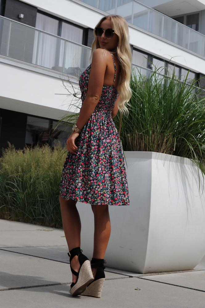 MERRIBEL SUKIENKA SOLINA