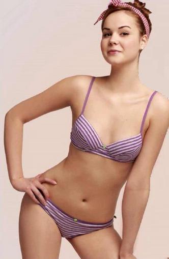 KEY BIUSTONOSZ TBC385 B4