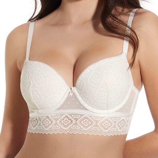 SELENE BIUSTONOSZ AMAYA – BESTSELLER