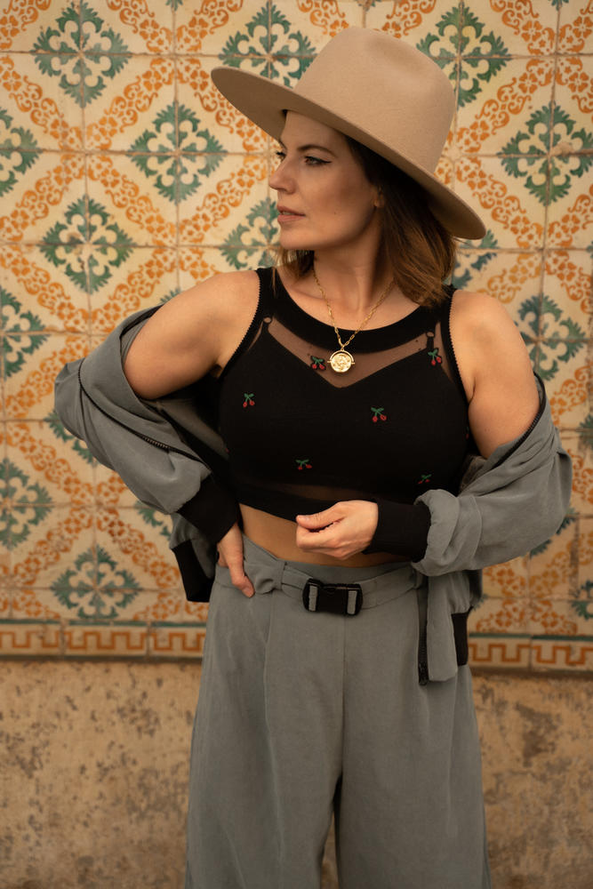GABRIELLA TOP VERY CHERRY CODE 992