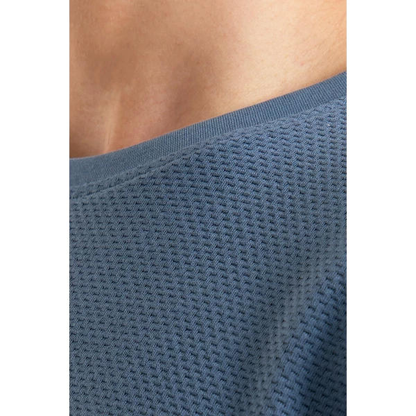 MORAJ MĘSKA KOSZULKA ZE STRUKTURALNYM SPLOTEM OTS2700-002