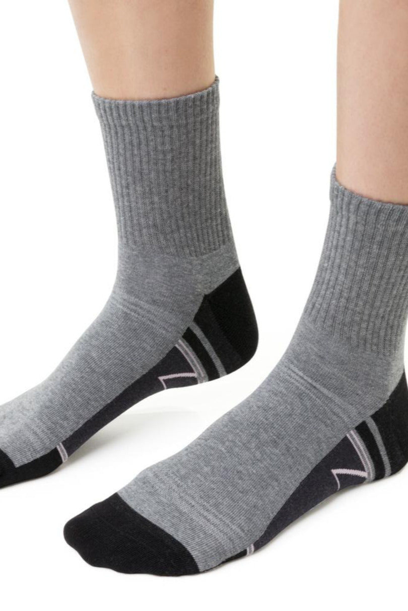 ZAKOSTKI DAMSKIE SPORTOWE 026