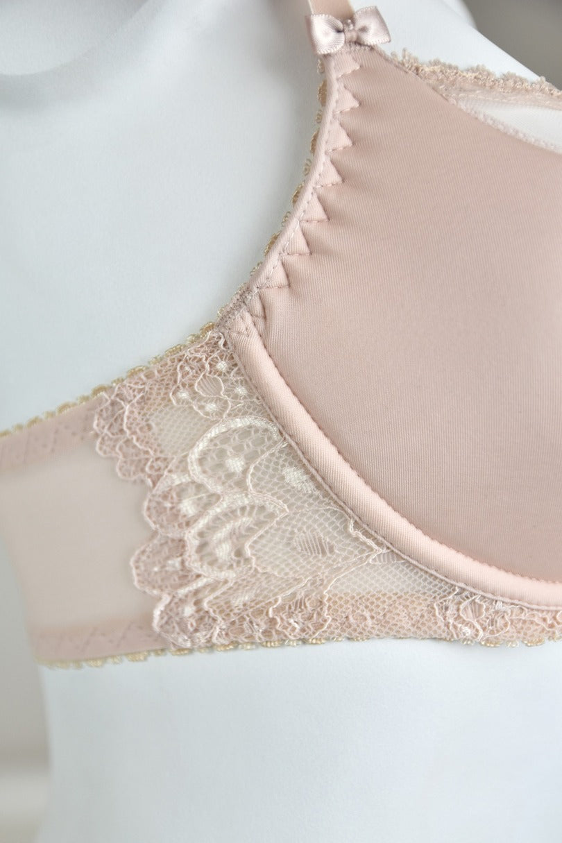 BIUSTONOSZ CIAO SEMI 01105