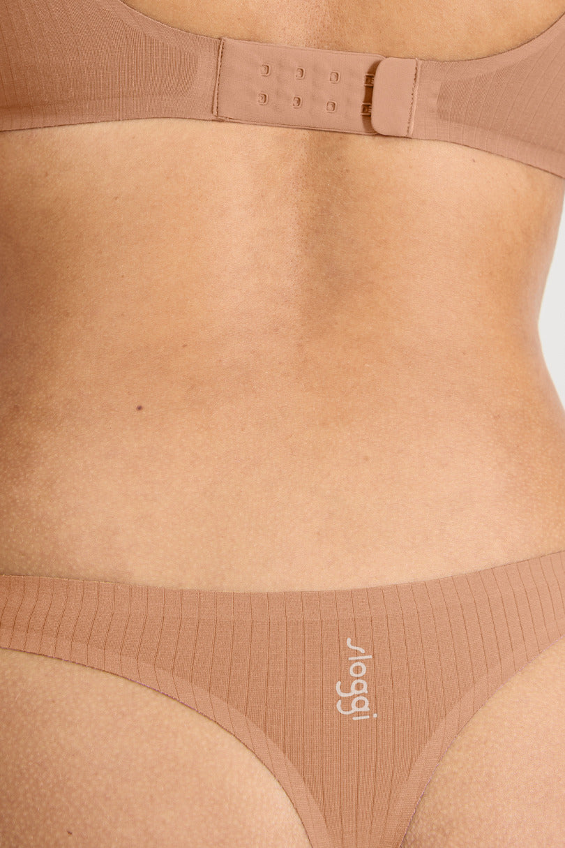 FIGI SLOGGI ZERO FEEL PURE STRING