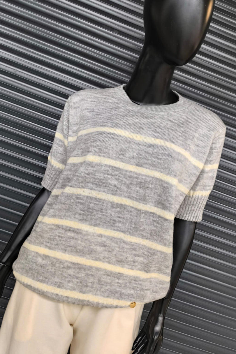 SWETER PASTEL